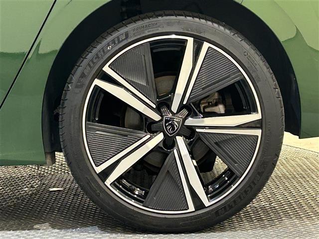 ３０８ ＧＴ　ブルーＨＤｉ　エレクトリックパーキングブレーキ　フロント＆バックソナー　３６０°カメラ　アクティブセーフブレーキ　アクティブクルーズコントロール　レーンキープアシスト　シートヒーター（39枚目）