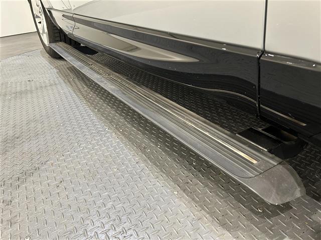 レンジローバースポーツ ＨＳＥ　３００ＰＳ　ベンチレーション　シートヒーター　アダプティブクルーズコントロール　レーンキープアシスト　ブラインドスポットアシスト　マトリックスＬＥＤヘッドライト　ハンズフリーパワーテールゲート　ドライブレコーダー（8枚目）
