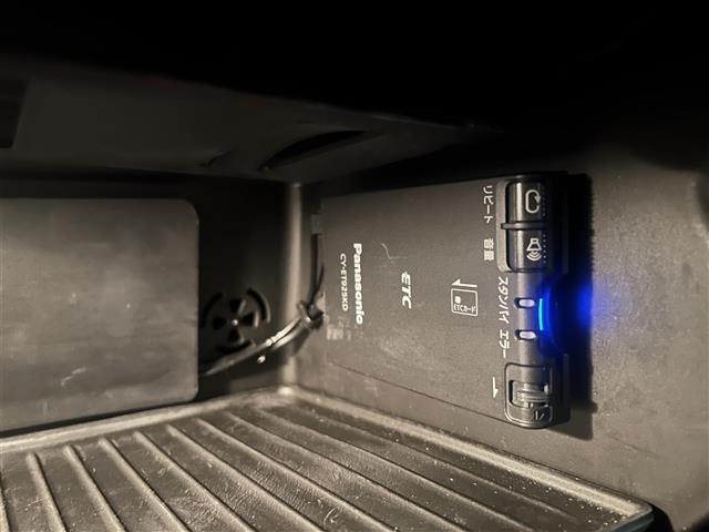 ２シリーズ ２１８ｄアクティブツアラー　バックカメラ　エンジンスタートボタン　アイドリングストップ　Ｂｌｕｅｔｏｏｔｈ接続　ＴＶ／ＦＭ／ＡＭ　ＥＴＣ　クルーズコントロール（5枚目）