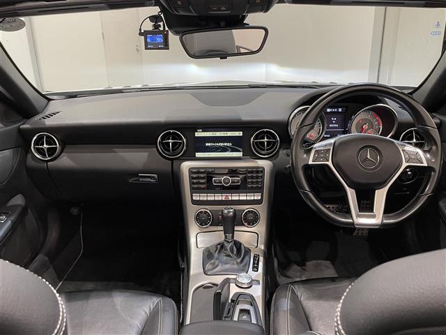 ＳＬＫ ＳＬＫ２００ブルーエフィシェンシー　クルーズコントロール＆可変スピードリミッター　７インチワイドディスプレイ　ＣＤ／ＤＶＤ／ＴＶ　ビークルダイナミクスコントロール　ブレーキアシスト　アンチロックブレーキシステム（19枚目）