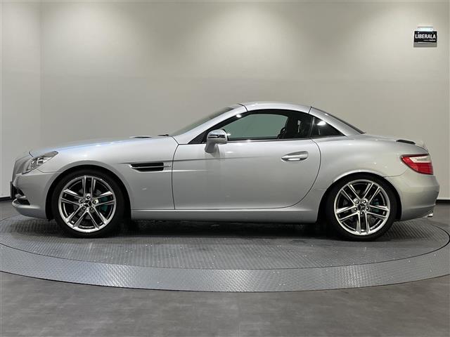 ＳＬＫ ＳＬＫ２００ブルーエフィシェンシー　クルーズコントロール＆可変スピードリミッター　７インチワイドディスプレイ　ＣＤ／ＤＶＤ／ＴＶ　ビークルダイナミクスコントロール　ブレーキアシスト　アンチロックブレーキシステム（31枚目）