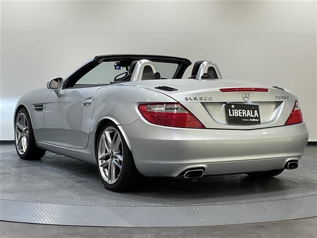 ＳＬＫ ＳＬＫ２００ブルーエフィシェンシー　クルーズコントロール＆可変スピードリミッター　７インチワイドディスプレイ　ＣＤ／ＤＶＤ／ＴＶ　ビークルダイナミクスコントロール　ブレーキアシスト　アンチロックブレーキシステム（32枚目）
