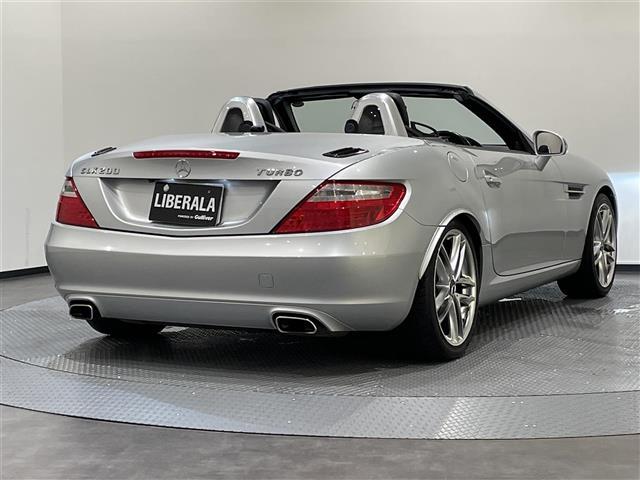 ＳＬＫ ＳＬＫ２００ブルーエフィシェンシー　クルーズコントロール＆可変スピードリミッター　７インチワイドディスプレイ　ＣＤ／ＤＶＤ／ＴＶ　ビークルダイナミクスコントロール　ブレーキアシスト　アンチロックブレーキシステム（36枚目）