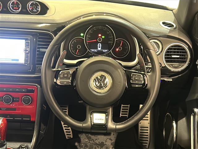 ザ・ビートル ２．０Ｒラインマイスター　レザーシートパッケージ　スポーツシート　シートヒーター（Ｄ席／Ｎ席）Ｖｏｌｋｓｗａｇｅｎ純正ナビゲーションシステム・ＣＤ／ＤＶＤ／ＡＭ／ＦＭ／ＴＶ／Ｂｌｕｅｔｏｏｔｈ　パークディスタンスコントロール（10枚目）