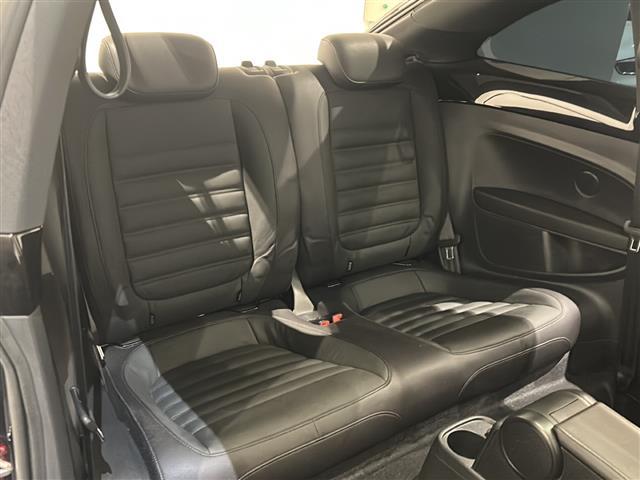 ザ・ビートル ２．０Ｒラインマイスター　レザーシートパッケージ　スポーツシート　シートヒーター（Ｄ席／Ｎ席）Ｖｏｌｋｓｗａｇｅｎ純正ナビゲーションシステム・ＣＤ／ＤＶＤ／ＡＭ／ＦＭ／ＴＶ／Ｂｌｕｅｔｏｏｔｈ　パークディスタンスコントロール（21枚目）