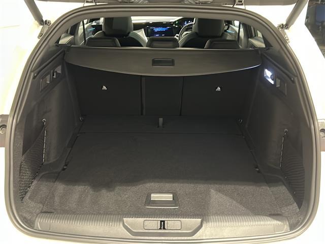 ３０８ ＳＷ　ＧＴ　ブルーＨＤｉ　アダプティブクルーズコントロール　レーンキープアシスト　パワーテールゲート　ＢｌｕｅｔｏｏｔｈマトリックスＬＥＤヘッドライト　フロントシートヒーター　運転席パワーシート　アンビエントライト　ＥＴＣ（2枚目）