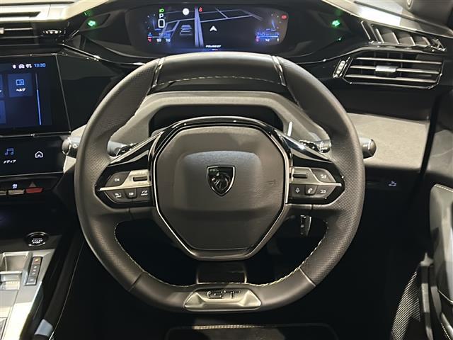 ３０８ ＳＷ　ＧＴ　ブルーＨＤｉ　アダプティブクルーズコントロール　レーンキープアシスト　パワーテールゲート　ＢｌｕｅｔｏｏｔｈマトリックスＬＥＤヘッドライト　フロントシートヒーター　運転席パワーシート　アンビエントライト　ＥＴＣ（12枚目）