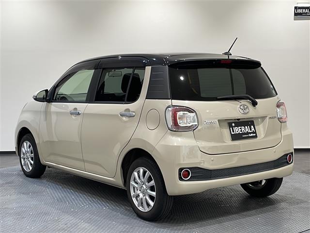 パッソ モーダ　Ｓ　ワンオーナー　４ＷＤ　バックカメラ　ＥＴＣ　アイドリングストップ　ドアバイザー　スペアキー１本　スタッドレス車載（13枚目）