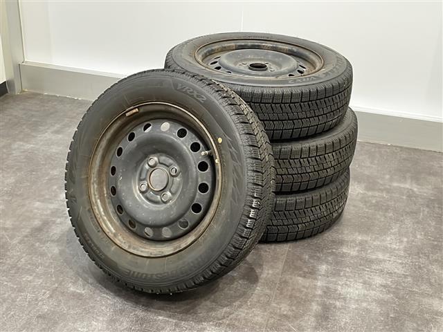 パッソ モーダ　Ｓ　ワンオーナー　４ＷＤ　バックカメラ　ＥＴＣ　アイドリングストップ　ドアバイザー　スペアキー１本　スタッドレス車載（25枚目）