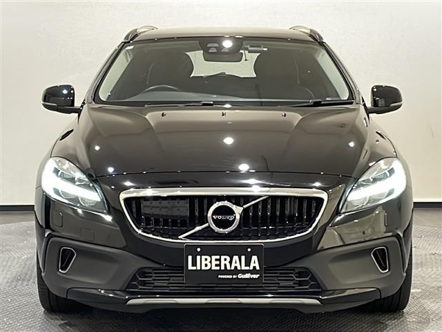 Ｖ４０ クロスカントリー　Ｔ５　ＡＷＤ　モメンタム　４ＷＤ　純正ＨＤＤナビ　バックカメラ　ＥＴＣ　インテリセーフ　衝突回避ブレーキ　レーンキーピングエイド　アダプティブクルーズコントロール　ブラインドスポットインフォメーションシステム（35枚目）