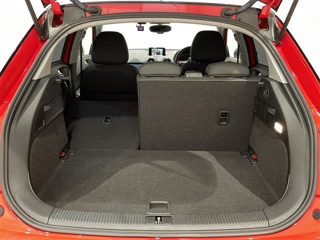 A1スポーツバック ミッドナイトリミテッド SSDナビゲーション CD/DVDプレイヤー Bluetooth バイキセノンパッケージ コンビニエンスパッケージ  シートヒーター(フロント) ドライブレコーダー ETC(5枚目)