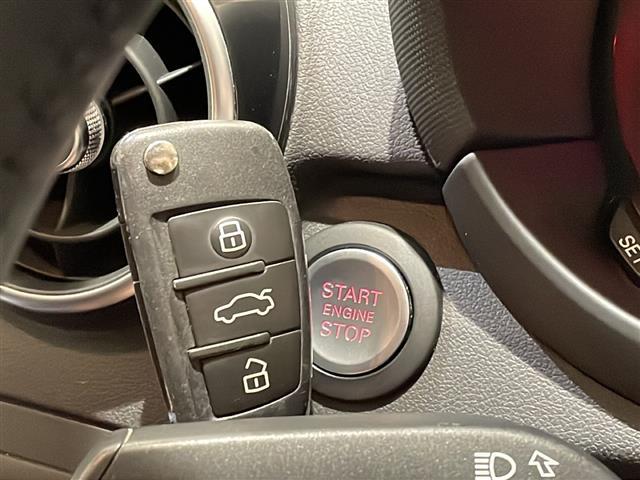 A1スポーツバック ミッドナイトリミテッド SSDナビゲーション CD/DVDプレイヤー Bluetooth バイキセノンパッケージ コンビニエンスパッケージ  シートヒーター(フロント) ドライブレコーダー ETC(15枚目)