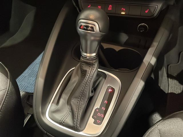 A1スポーツバック ミッドナイトリミテッド SSDナビゲーション CD/DVDプレイヤー Bluetooth バイキセノンパッケージ コンビニエンスパッケージ  シートヒーター(フロント) ドライブレコーダー ETC(16枚目)