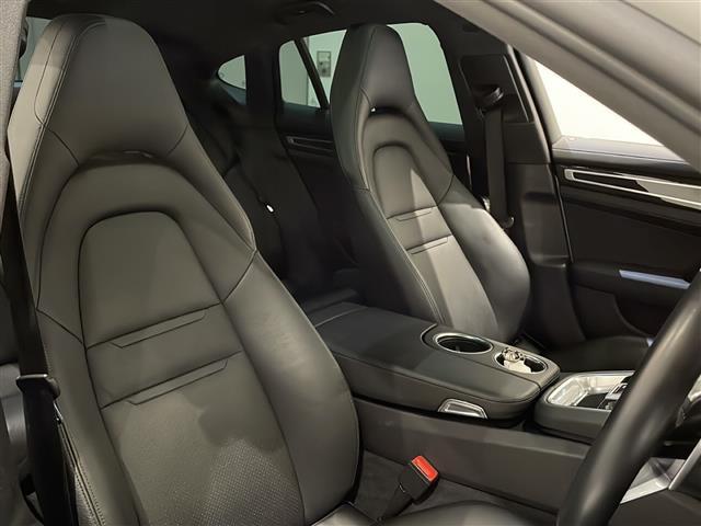 パナメーラ 4S スポーツエグゾーストシステム ポルシェアクティブサスペンション アダプティブクルーズコントロール レーンキーピングアシスト ブラインドスポットアシスト ドライブレコーダー Bluetooth(7枚目)