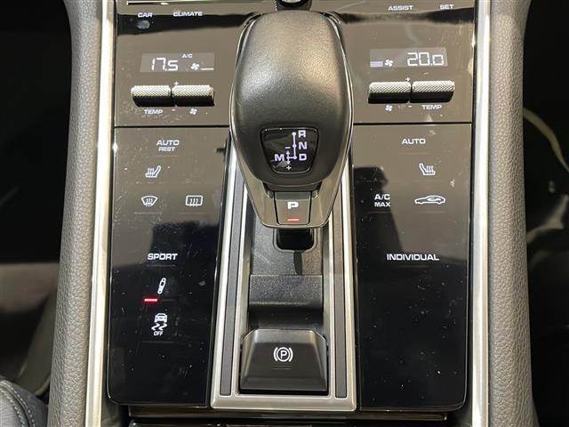 パナメーラ 4S スポーツエグゾーストシステム ポルシェアクティブサスペンション アダプティブクルーズコントロール レーンキーピングアシスト ブラインドスポットアシスト ドライブレコーダー Bluetooth(24枚目)