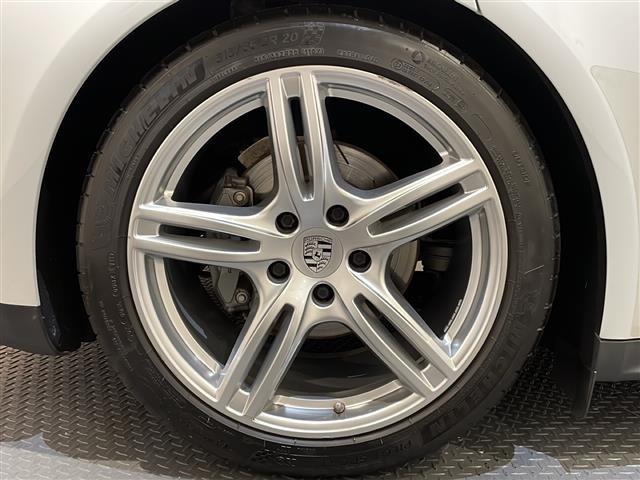 パナメーラ 4S スポーツエグゾーストシステム ポルシェアクティブサスペンション アダプティブクルーズコントロール レーンキーピングアシスト ブラインドスポットアシスト ドライブレコーダー Bluetooth(30枚目)