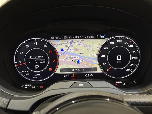 A3 スポーツバック2.0TFSIクワトロ スポーツ Sラインパッケージ LEDヘッドライト LEDリヤダイナミックターンインディケーター Audiバーチャルコックピット スポーツバンパー Slineスポーツサスペンション(5枚目)