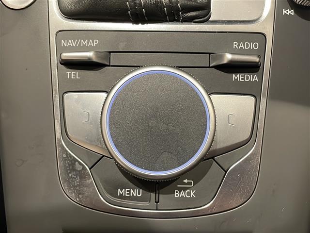 A3 スポーツバック2.0TFSIクワトロ スポーツ Sラインパッケージ LEDヘッドライト LEDリヤダイナミックターンインディケーター Audiバーチャルコックピット スポーツバンパー Slineスポーツサスペンション(14枚目)