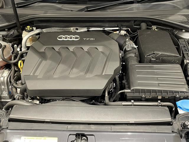 A3 スポーツバック2.0TFSIクワトロ スポーツ Sラインパッケージ LEDヘッドライト LEDリヤダイナミックターンインディケーター Audiバーチャルコックピット スポーツバンパー Slineスポーツサスペンション(29枚目)