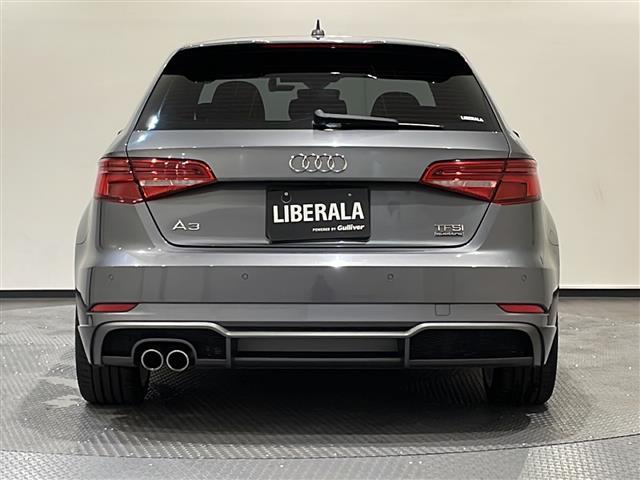 A3 スポーツバック2.0TFSIクワトロ スポーツ Sラインパッケージ LEDヘッドライト LEDリヤダイナミックターンインディケーター Audiバーチャルコックピット スポーツバンパー Slineスポーツサスペンション(38枚目)