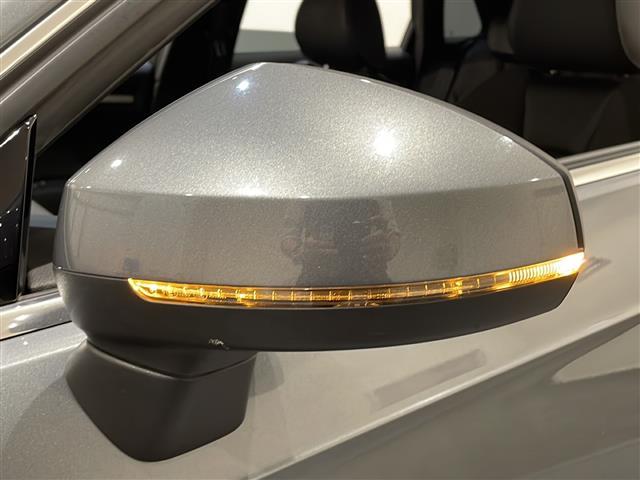 A3 スポーツバック2.0TFSIクワトロ スポーツ Sラインパッケージ LEDヘッドライト LEDリヤダイナミックターンインディケーター Audiバーチャルコックピット スポーツバンパー Slineスポーツサスペンション(40枚目)