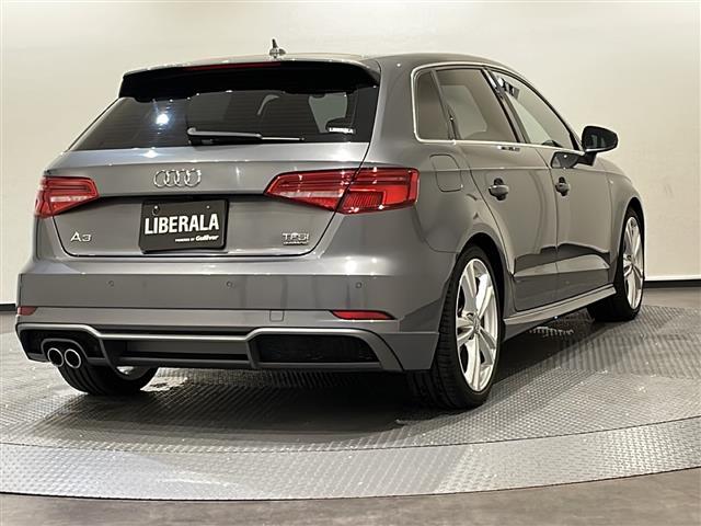 A3 スポーツバック2.0TFSIクワトロ スポーツ Sラインパッケージ LEDヘッドライト LEDリヤダイナミックターンインディケーター Audiバーチャルコックピット スポーツバンパー Slineスポーツサスペンション(43枚目)