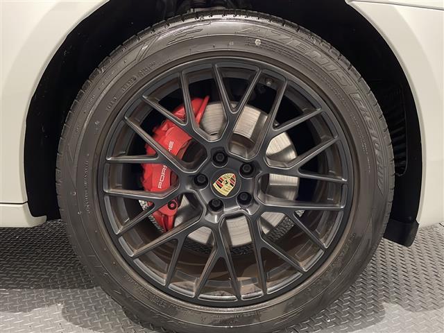 マカン マカンＧＴＳ　ベンチレーション　シートヒーター　レーンキープアシストアダプティブクルーズコントロール　ＲＳスパイダー２０インチＡＷ　スポーツエグゾーストシステム　ＡｐｐｌｅＣａｒＰｌａｙ　Ｂｌｕｅｔｏｏｔｈ（22枚目）
