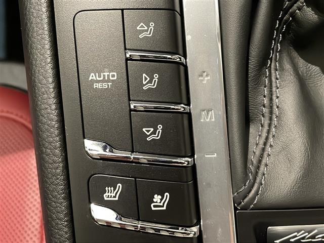 マカン マカンＧＴＳ　ベンチレーション　シートヒーター　レーンキープアシストアダプティブクルーズコントロール　ＲＳスパイダー２０インチＡＷ　スポーツエグゾーストシステム　ＡｐｐｌｅＣａｒＰｌａｙ　Ｂｌｕｅｔｏｏｔｈ（30枚目）