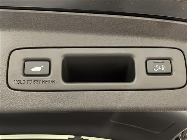 ヴェゼル ｅ：ＨＥＶ　Ｚ　ホンダセンシング　Ｈｏｎｄａ　ＣＯＮＮＥＣＴディスプレー　純正ナビゲーションシステム　ＴＶ／ＢＴ／ＵＳＢ・ＥＴＣ２．０　安全支援情報　路肩逸脱抑制機能　ブラインドスポットインフォメーシ（9枚目）