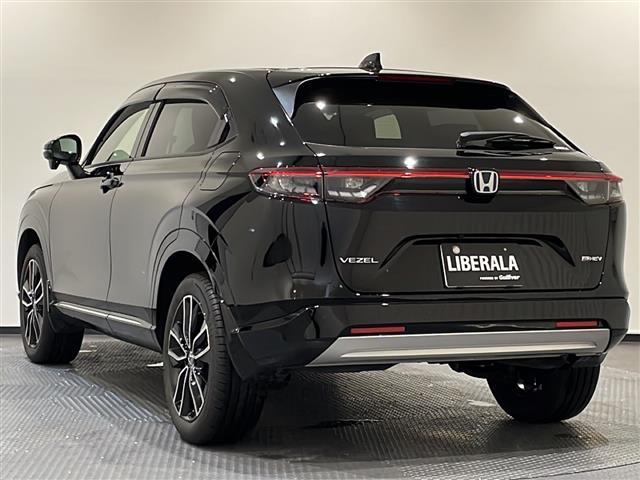 ヴェゼル ｅ：ＨＥＶ　Ｚ　ホンダセンシング　Ｈｏｎｄａ　ＣＯＮＮＥＣＴディスプレー　純正ナビゲーションシステム　ＴＶ／ＢＴ／ＵＳＢ・ＥＴＣ２．０　安全支援情報　路肩逸脱抑制機能　ブラインドスポットインフォメーシ（33枚目）