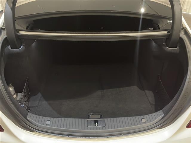 Ｓクラス ＡＭＧラインプラス　ＡＭＧラインプラス　ＡＭＧスタイリングパッケージ　２０インチＡＭＧ１０スポークアルミホイール　ベーシックパッケージ　パノラミックスライディングルーフ　クロージングサポーター　前席シートベ（26枚目）