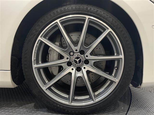 Ｓクラス ＡＭＧラインプラス　ＡＭＧラインプラス　ＡＭＧスタイリングパッケージ　２０インチＡＭＧ１０スポークアルミホイール　ベーシックパッケージ　パノラミックスライディングルーフ　クロージングサポーター　前席シートベ（38枚目）