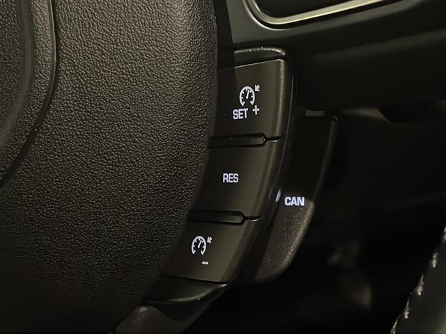 レンジローバーイヴォーク フリースタイル　クルーズコントロール　レーンデパーチャーワーニング　パークアシスト　ハンズフリーパワーテールゲート　シートヒーター　オートハイビームアシスト　前後ドライブレコーダー　スペアキー（7枚目）