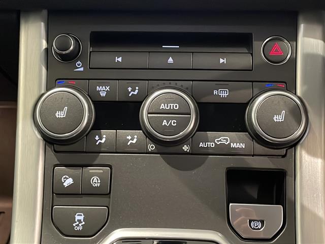 レンジローバーイヴォーク フリースタイル　クルーズコントロール　レーンデパーチャーワーニング　パークアシスト　ハンズフリーパワーテールゲート　シートヒーター　オートハイビームアシスト　前後ドライブレコーダー　スペアキー（11枚目）