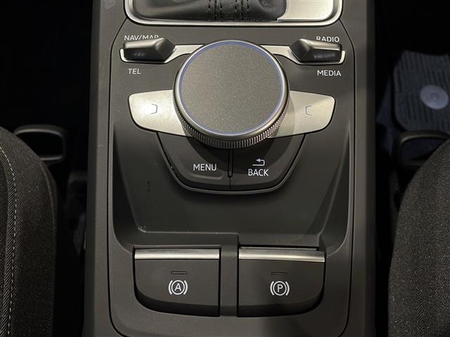 Ｑ２ ３０ＴＦＳＩスポーツ　アダプティブクルーズコントロール　レーンキピングアシスト　ハイビームアシスト　純正ＨＤＤナビ　ＴＶ／ＦＭ／ＡＭ／Ｂｌｕｅｔｏｏｔｈ　シートヒーター　レイン／ライトセンサー　ＥＴＣ２．０（21枚目）