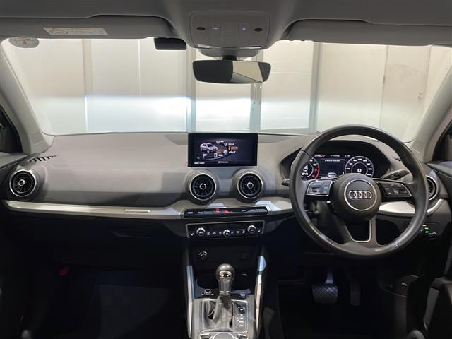 Ｑ２ ３０ＴＦＳＩスポーツ　アダプティブクルーズコントロール　レーンキピングアシスト　ハイビームアシスト　純正ＨＤＤナビ　ＴＶ／ＦＭ／ＡＭ／Ｂｌｕｅｔｏｏｔｈ　シートヒーター　レイン／ライトセンサー　ＥＴＣ２．０（42枚目）