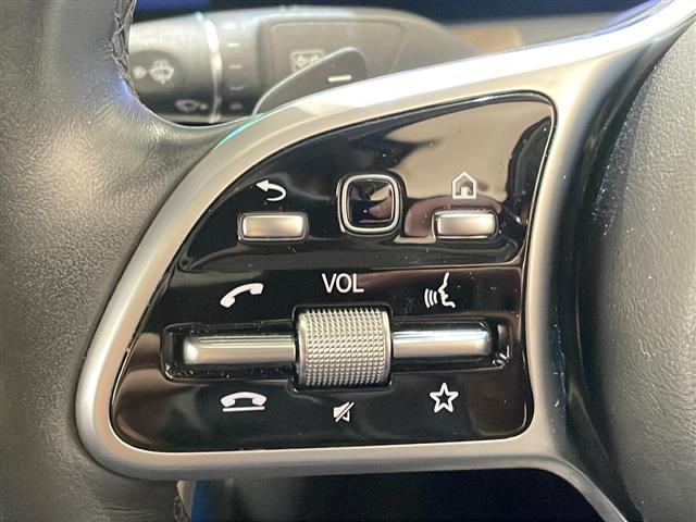 Ｅクラス Ｅ４５０　４マチック　エクスクルーシブ　エクスクルーシブパッケージ　パノラミックスライディングルーフ　Ｂｕｒｍｅｓｔｅｒサラウンドサウンドシステム　シートベンチレーター　レーダーセーフティパッケージ　アクティブディスタンスアシスト（9枚目）