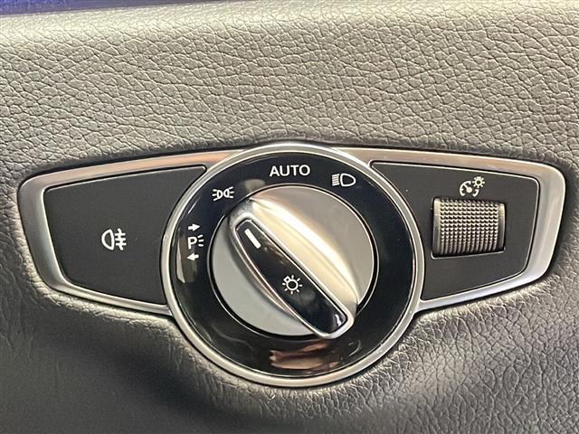 Ｅクラス Ｅ４５０　４マチック　エクスクルーシブ　エクスクルーシブパッケージ　パノラミックスライディングルーフ　Ｂｕｒｍｅｓｔｅｒサラウンドサウンドシステム　シートベンチレーター　レーダーセーフティパッケージ　アクティブディスタンスアシスト（13枚目）