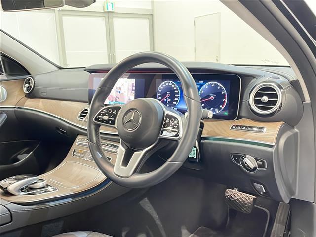 Ｅクラス Ｅ４５０　４マチック　エクスクルーシブ　エクスクルーシブパッケージ　パノラミックスライディングルーフ　Ｂｕｒｍｅｓｔｅｒサラウンドサウンドシステム　シートベンチレーター　レーダーセーフティパッケージ　アクティブディスタンスアシスト（16枚目）