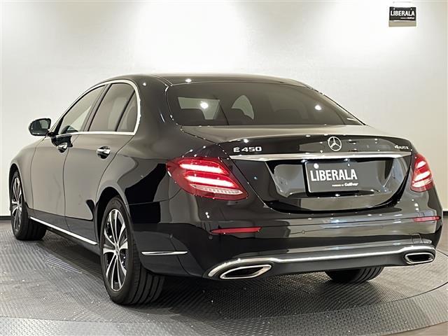 Ｅクラス Ｅ４５０　４マチック　エクスクルーシブ　エクスクルーシブパッケージ　パノラミックスライディングルーフ　Ｂｕｒｍｅｓｔｅｒサラウンドサウンドシステム　シートベンチレーター　レーダーセーフティパッケージ　アクティブディスタンスアシスト（31枚目）