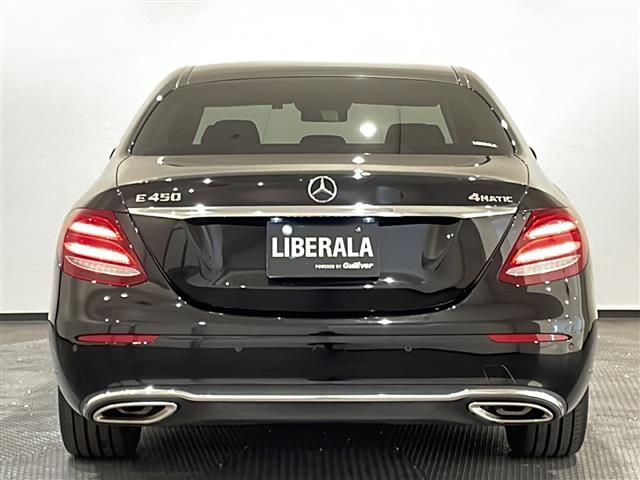 Ｅクラス Ｅ４５０　４マチック　エクスクルーシブ　エクスクルーシブパッケージ　パノラミックスライディングルーフ　Ｂｕｒｍｅｓｔｅｒサラウンドサウンドシステム　シートベンチレーター　レーダーセーフティパッケージ　アクティブディスタンスアシスト（32枚目）