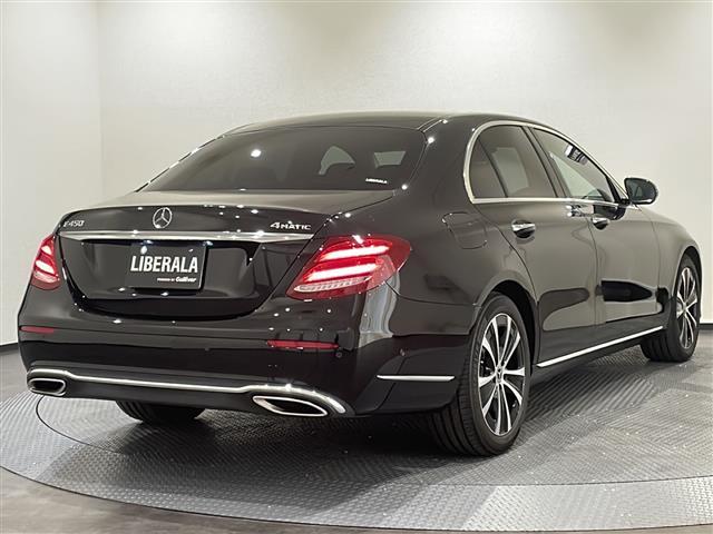Ｅクラス Ｅ４５０　４マチック　エクスクルーシブ　エクスクルーシブパッケージ　パノラミックスライディングルーフ　Ｂｕｒｍｅｓｔｅｒサラウンドサウンドシステム　シートベンチレーター　レーダーセーフティパッケージ　アクティブディスタンスアシスト（33枚目）