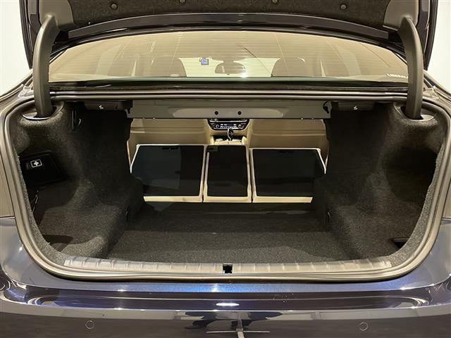 5シリーズ 530iラグジュアリー ハイラインパッケージ アンビエントライト 10.2インチ純正HDDナビ 360度カメラ アダクティブクルーズコントロール レーンキーピングアシスト DSRC アダクティブLEDヘッドライト(2枚目)