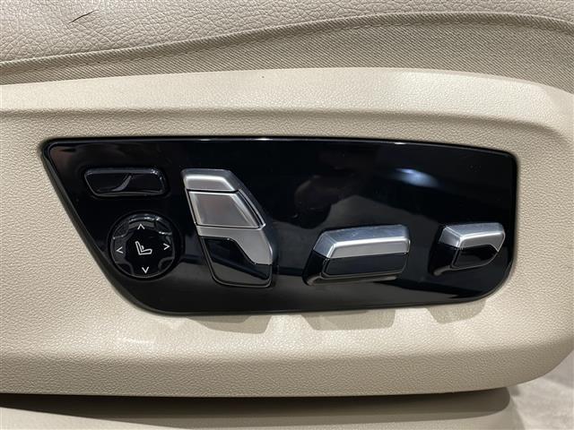 5シリーズ 530iラグジュアリー ハイラインパッケージ アンビエントライト 10.2インチ純正HDDナビ 360度カメラ アダクティブクルーズコントロール レーンキーピングアシスト DSRC アダクティブLEDヘッドライト(10枚目)