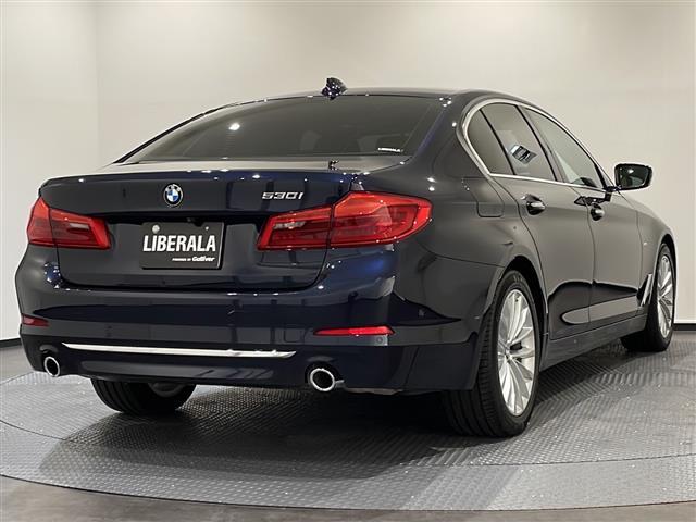 5シリーズ 530iラグジュアリー ハイラインパッケージ アンビエントライト 10.2インチ純正HDDナビ 360度カメラ アダクティブクルーズコントロール レーンキーピングアシスト DSRC アダクティブLEDヘッドライト(30枚目)