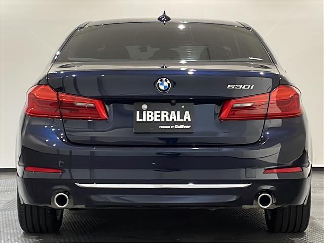 5シリーズ 530iラグジュアリー ハイラインパッケージ アンビエントライト 10.2インチ純正HDDナビ 360度カメラ アダクティブクルーズコントロール レーンキーピングアシスト DSRC アダクティブLEDヘッドライト(31枚目)