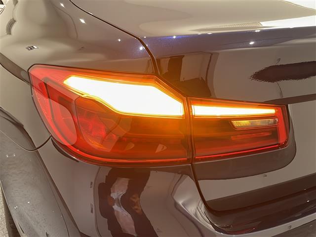 5シリーズ 530iラグジュアリー ハイラインパッケージ アンビエントライト 10.2インチ純正HDDナビ 360度カメラ アダクティブクルーズコントロール レーンキーピングアシスト DSRC アダクティブLEDヘッドライト(40枚目)