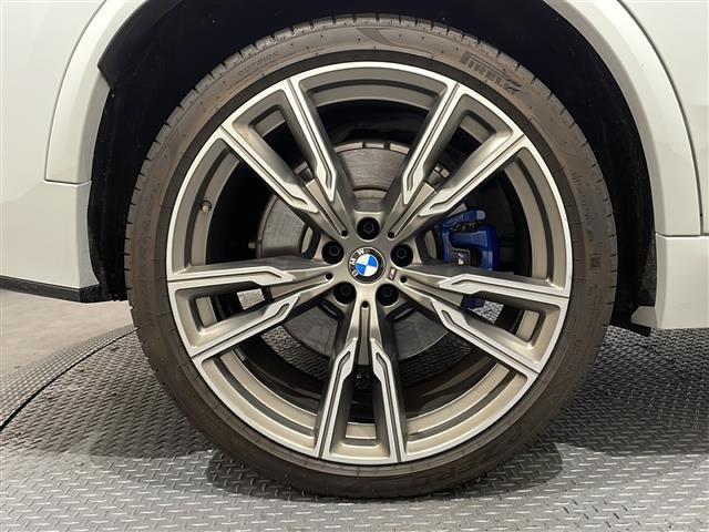 X5 M50i アダプティブクルーズコントロール レーンキピングアシスト ステアリングヒーター シートベンチレーション シートヒーター イージークローズ オプション22インチAW レーダー探知機 ドライブレコーダー(31枚目)
