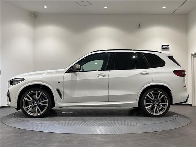 X5 M50i アダプティブクルーズコントロール レーンキピングアシスト ステアリングヒーター シートベンチレーション シートヒーター イージークローズ オプション22インチAW レーダー探知機 ドライブレコーダー(37枚目)