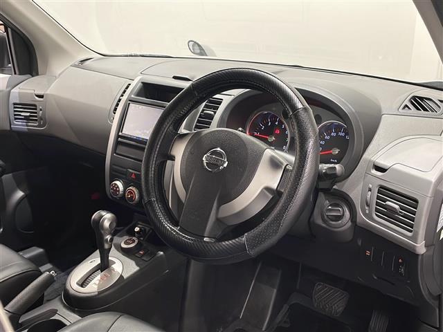 エクストレイル 20X ワンオーナー ALL MODE 4x4-i ヨーモーメントコントロール ヒルディセントコントロール ヒルスタートアシスト ビークルダイナミクスコントロール 社外AVナビゲーション(6枚目)